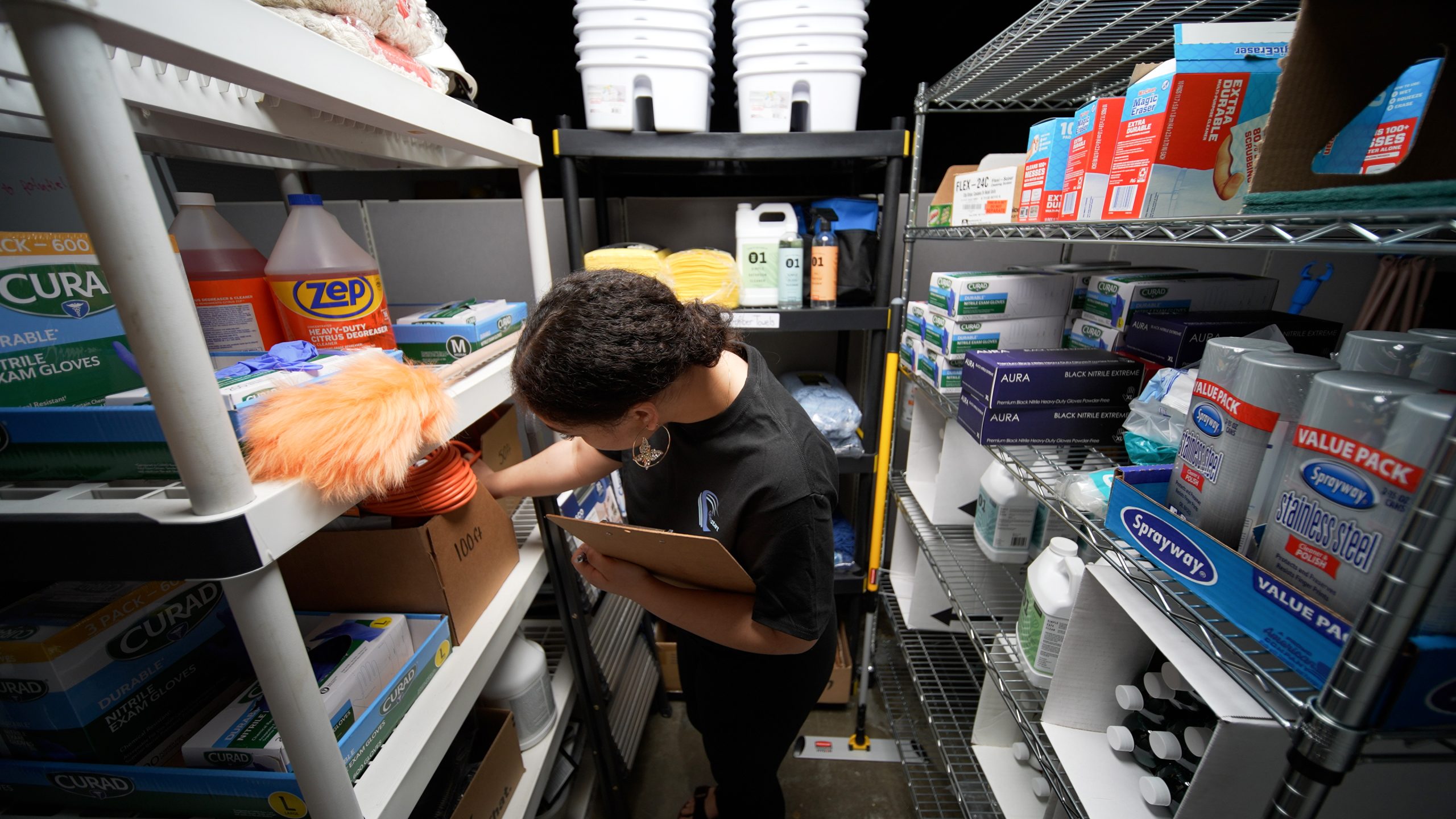 commercial cleaning costs - restocking supplies 